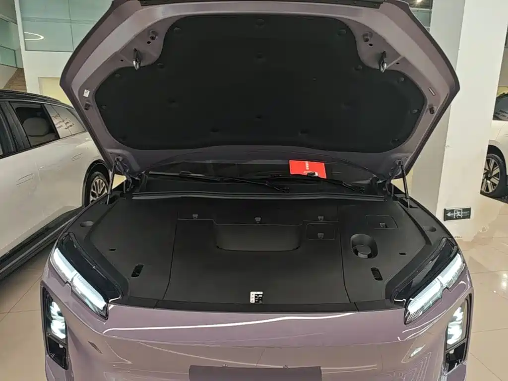 NIO EC6 — миниатюра 20