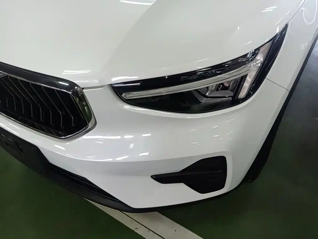 Volvo XC40 — миниатюра 24