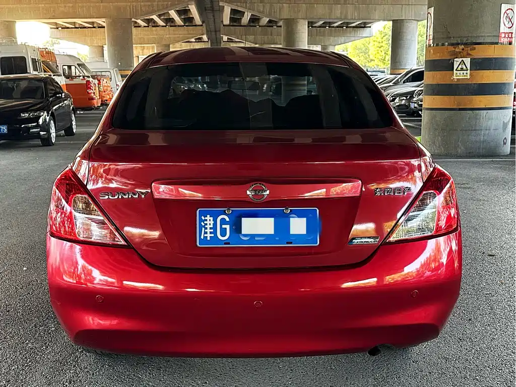 Nissan Sunny — миниатюра 4