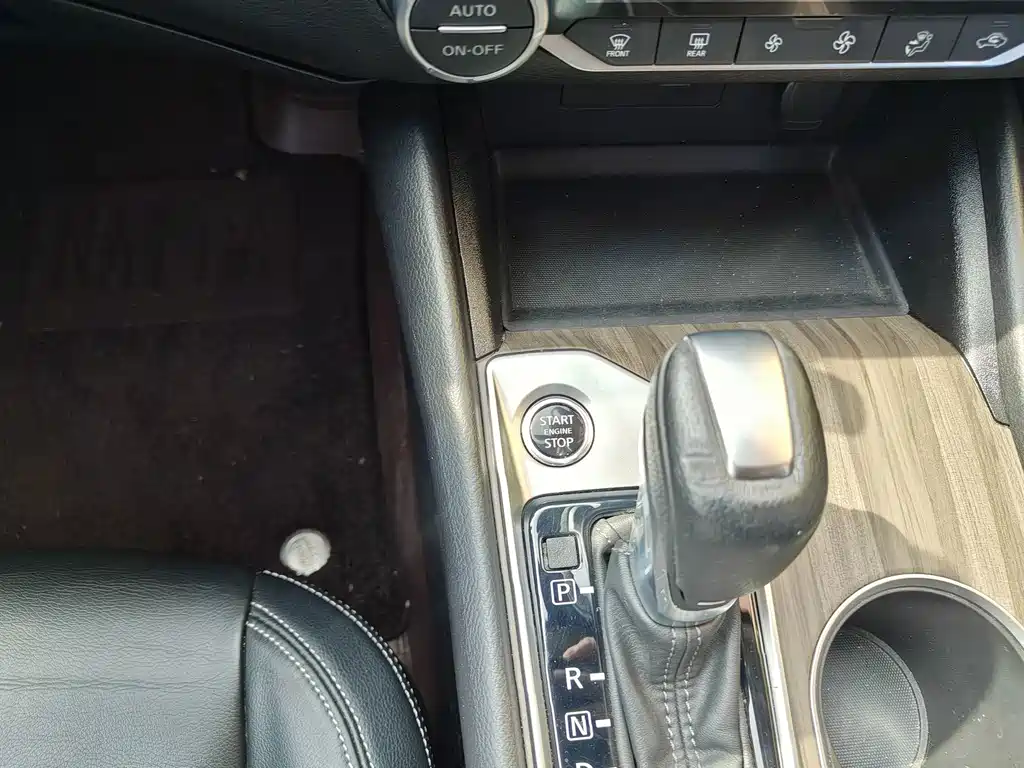 Nissan Teana — миниатюра 13