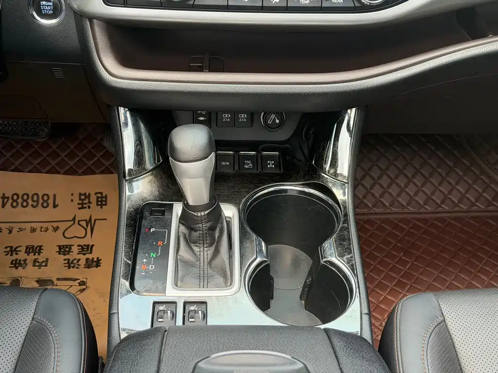 Toyota Highlander — миниатюра 8