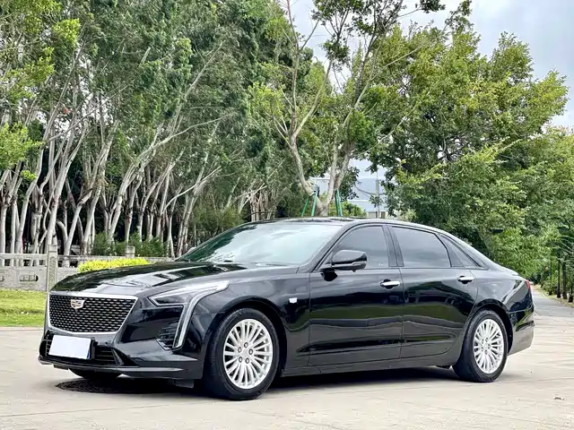 CADILLAC CT6