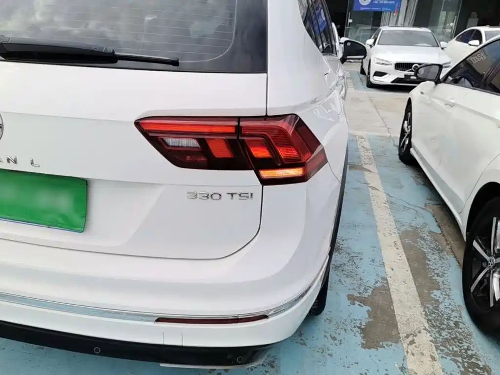Volkswagen Tiguan L — миниатюра 8