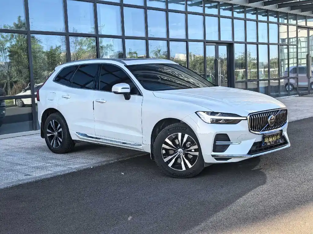 Volvo XC60 2023