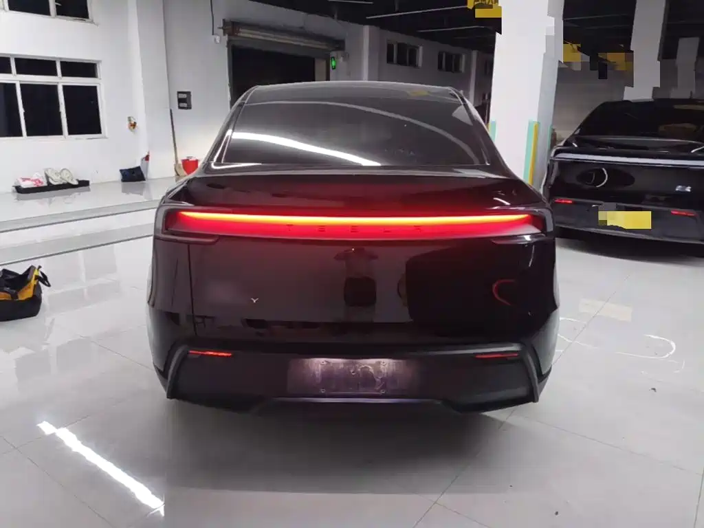 Tesla Model Y — фотографии объявления, Фото 7