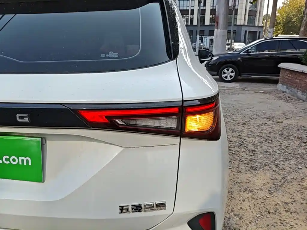 Wuling Xingchen — миниатюра 8