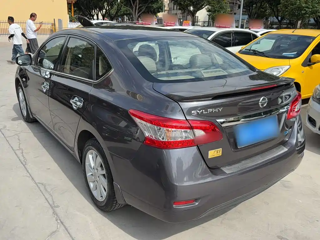 Nissan Sylphy — миниатюра 10