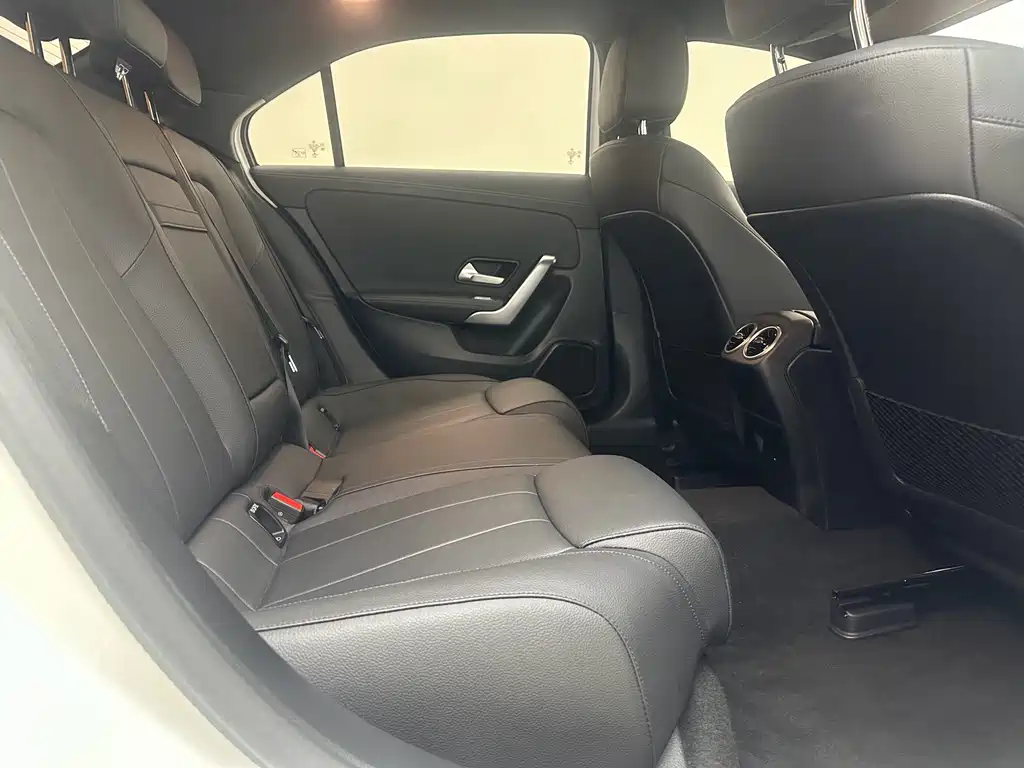 Mercedes-Benz A-Class — миниатюра 20
