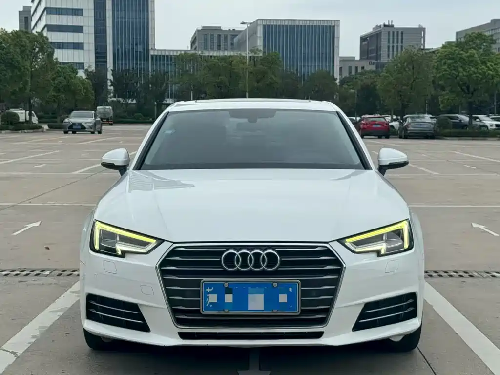 AUDI  A4L