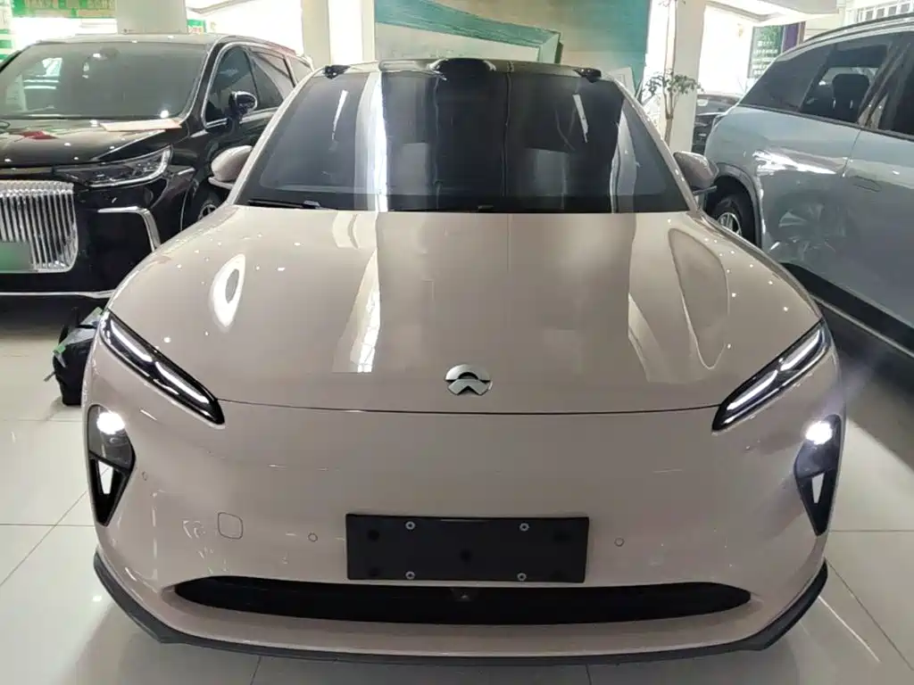 NIO ET5 — миниатюра 3