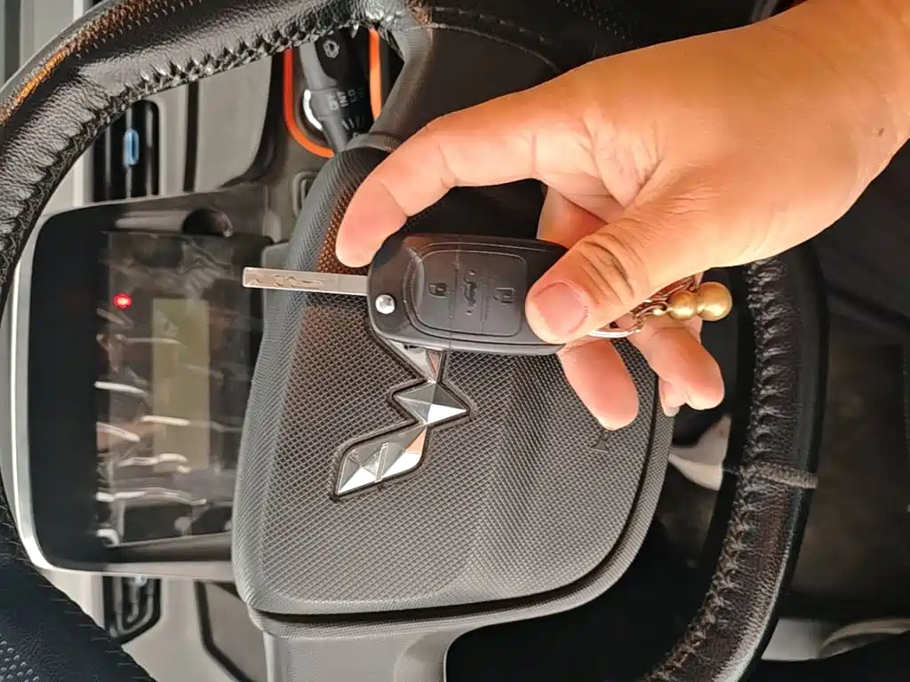 Wuling MINIEV — миниатюра 9