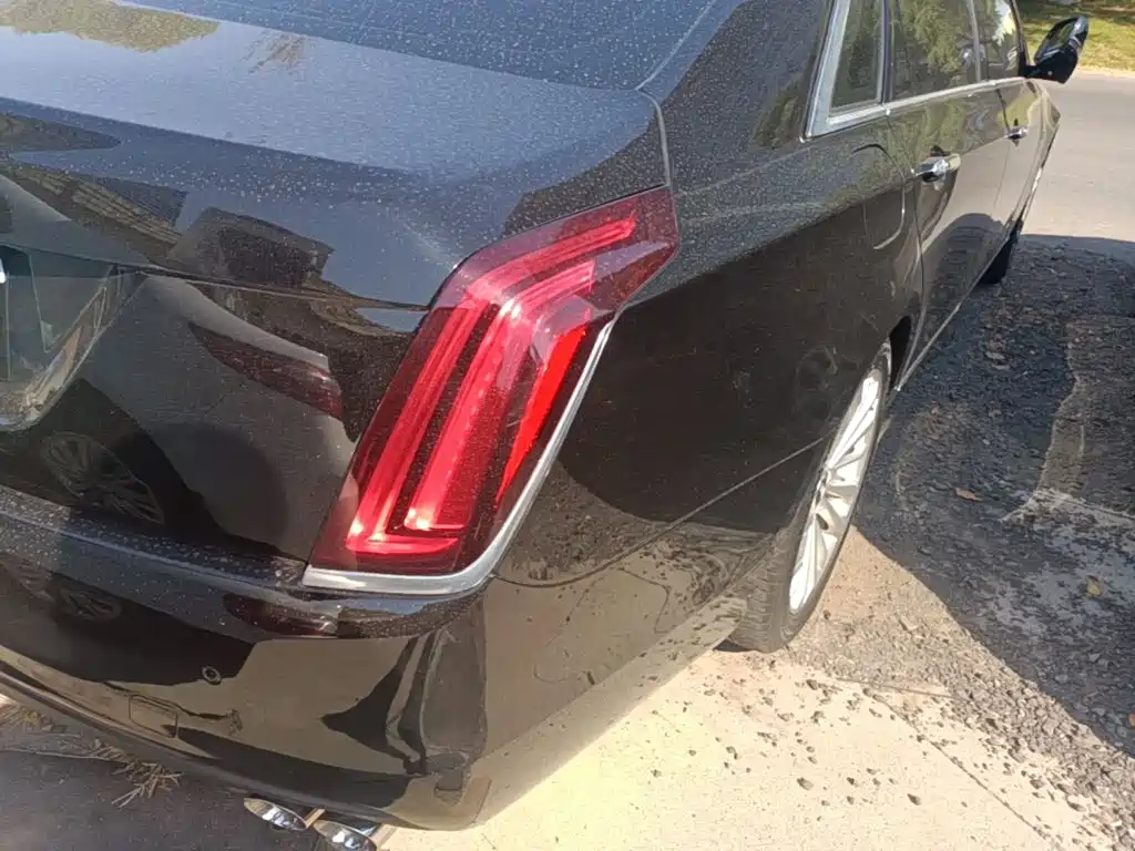 Cadillac CT6 — миниатюра 8