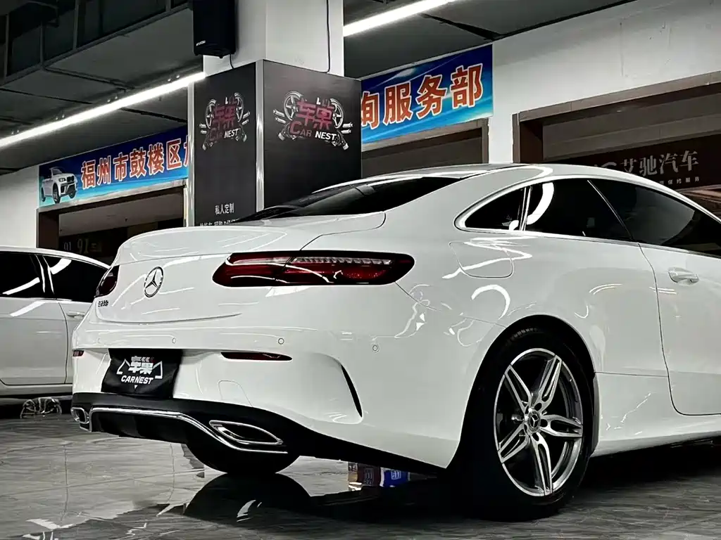 Mercedes-Benz E-Class (Import) — миниатюра 9