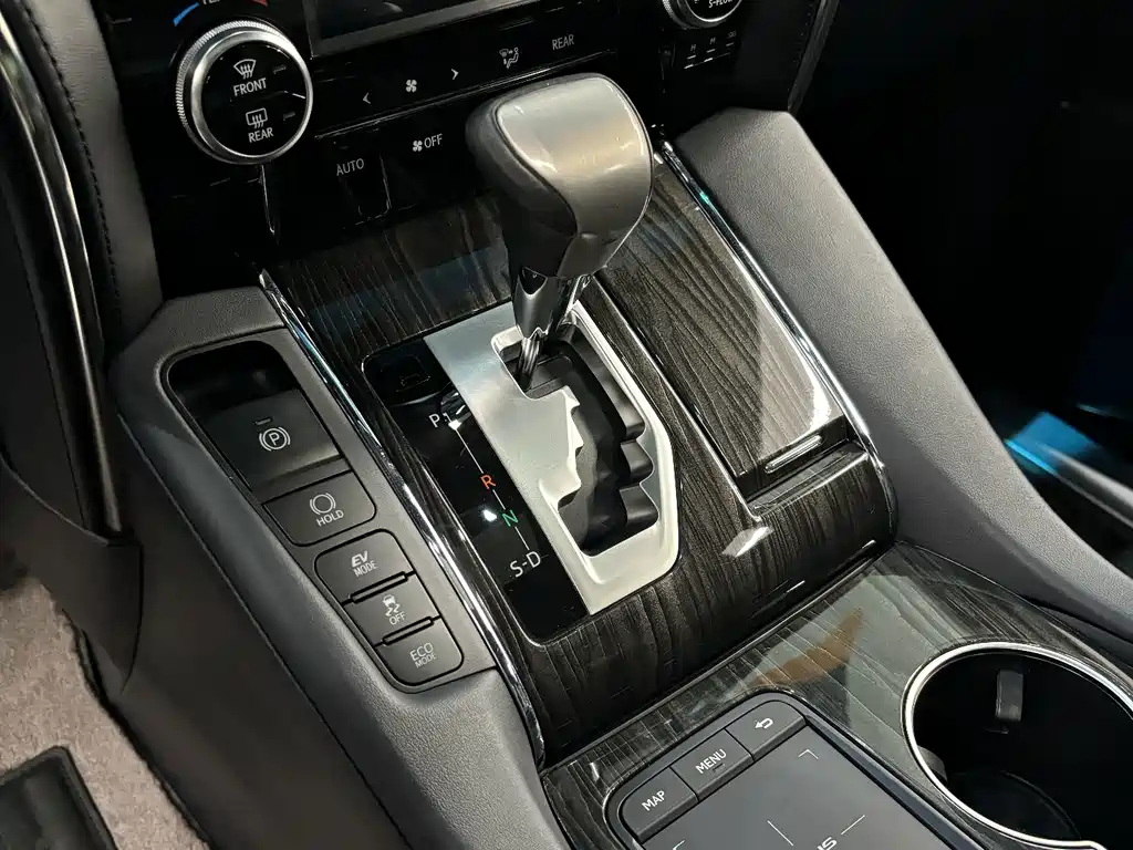 Lexus LM — фотографии объявления, Фото 12