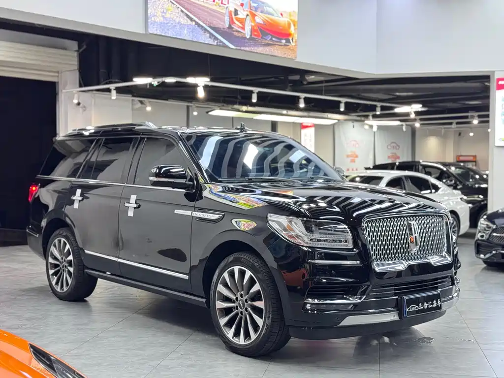 LINCOLN NAVIGATOR