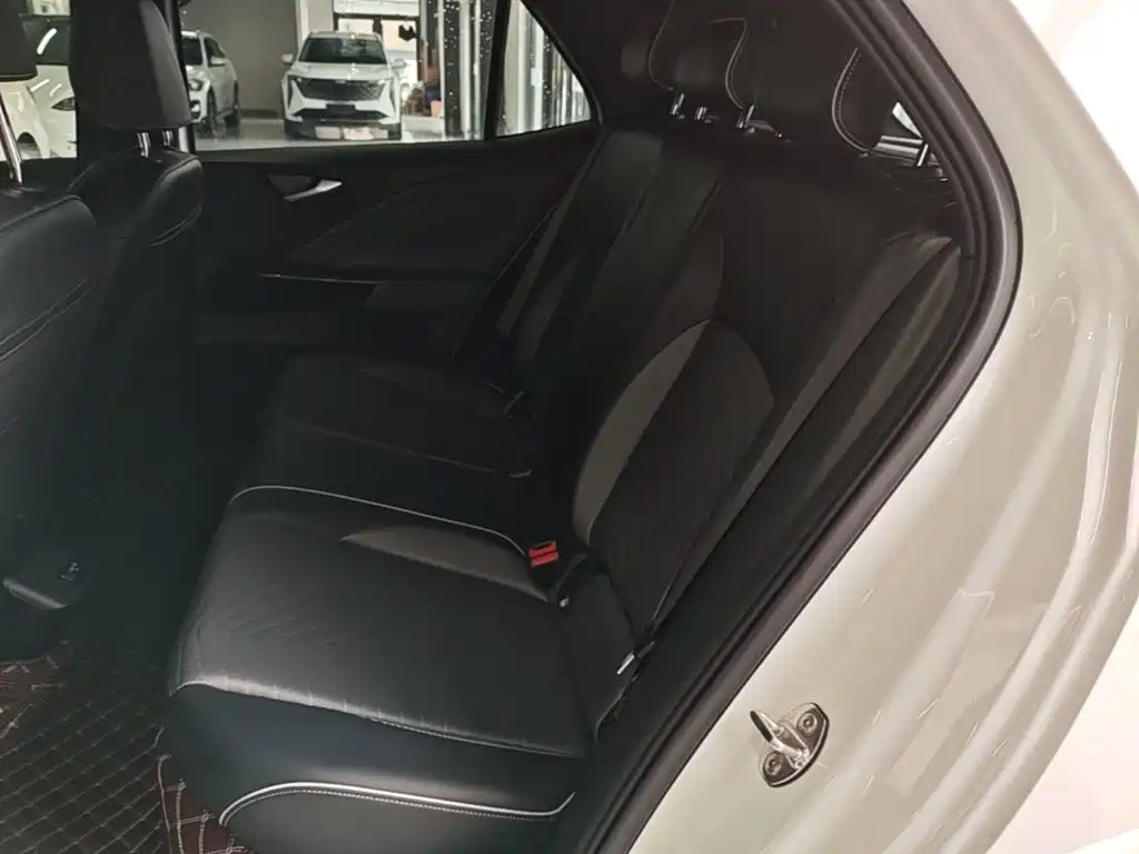 Volkswagen ID.3 — миниатюра 17