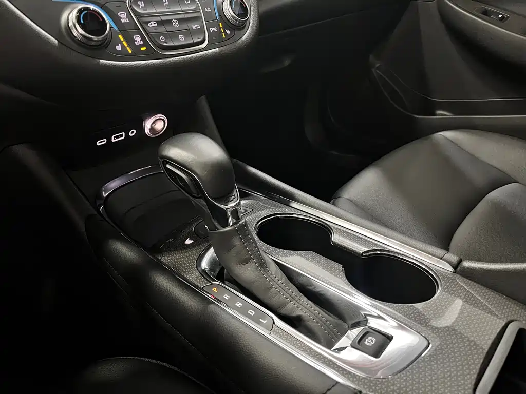 CHEVROLET MAI RUIBAO XL