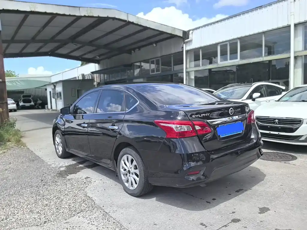Nissan Sylphy — миниатюра 12