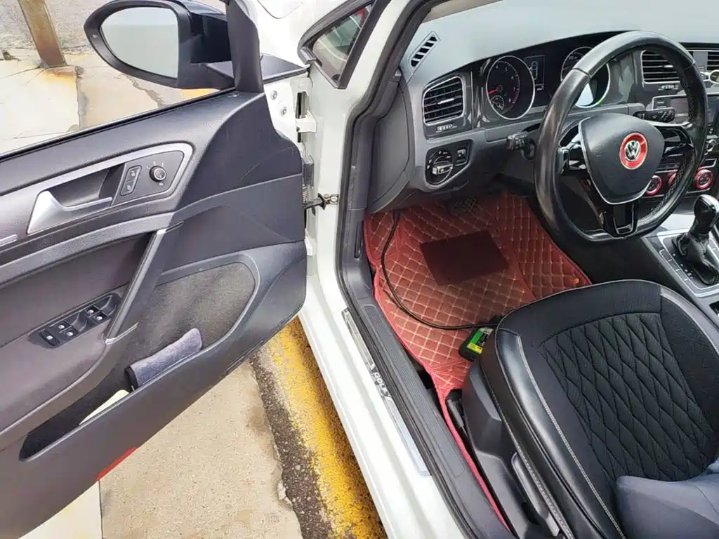 Volkswagen Golf — миниатюра 16