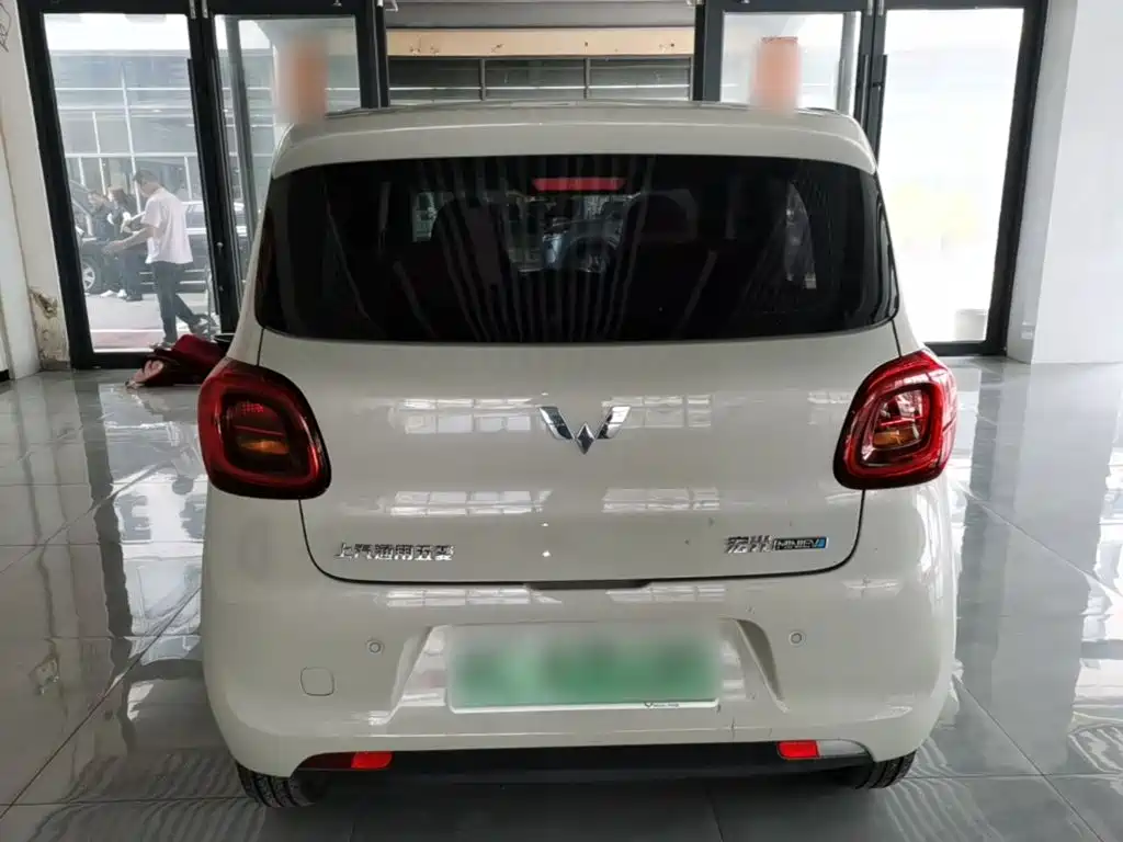 Wuling MINIEV — миниатюра 6