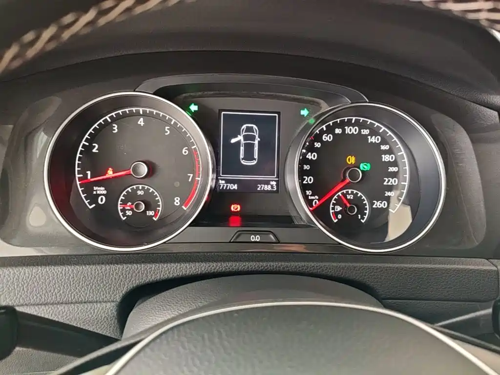 Volkswagen Golf — миниатюра 12