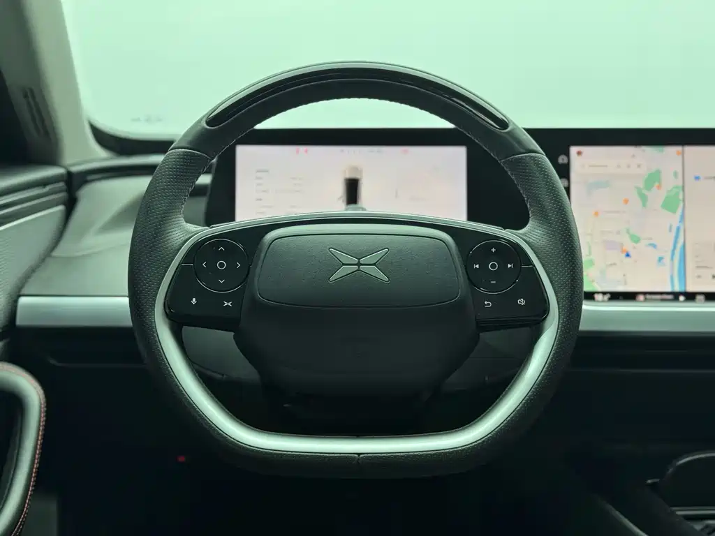 XPeng P7 — миниатюра 7