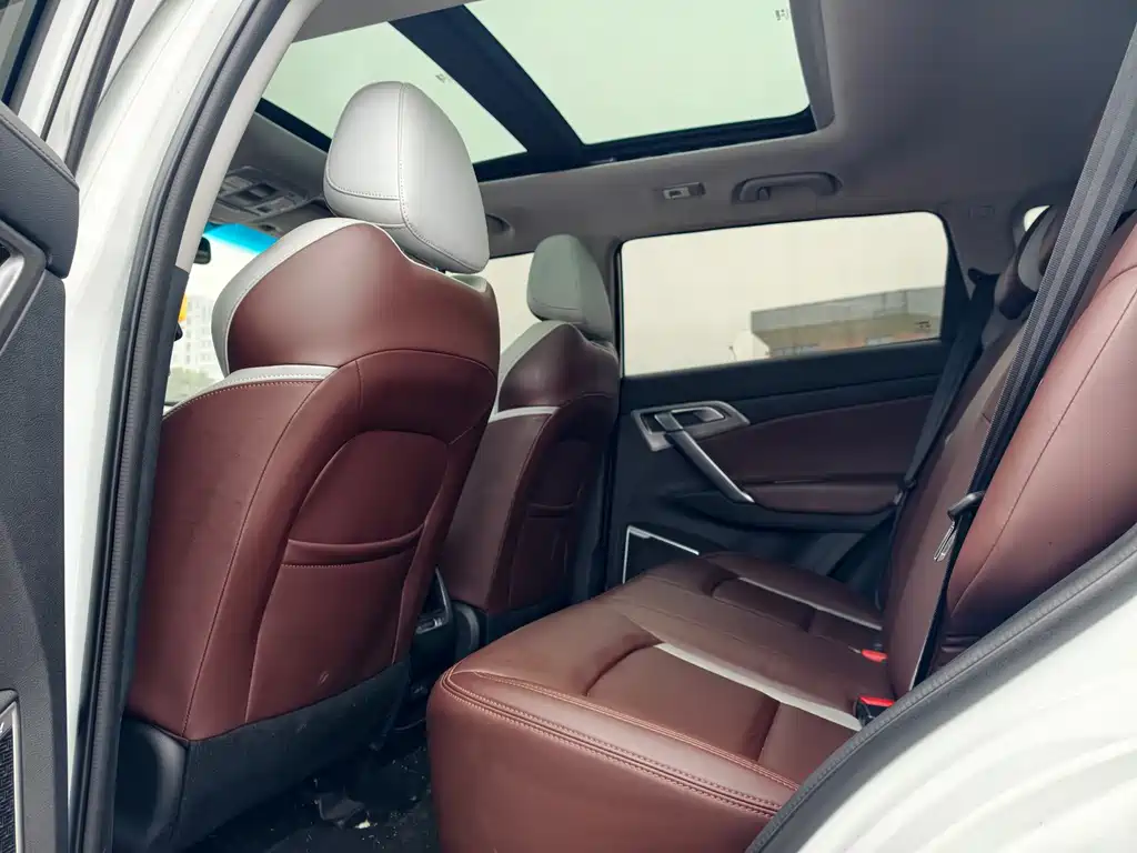 GEELY AUTOMOBILE BOYUE