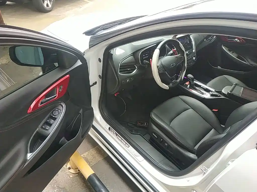 Chevrolet Malibu XL — миниатюра 16