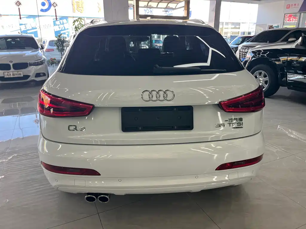Audi Q3 — миниатюра 5