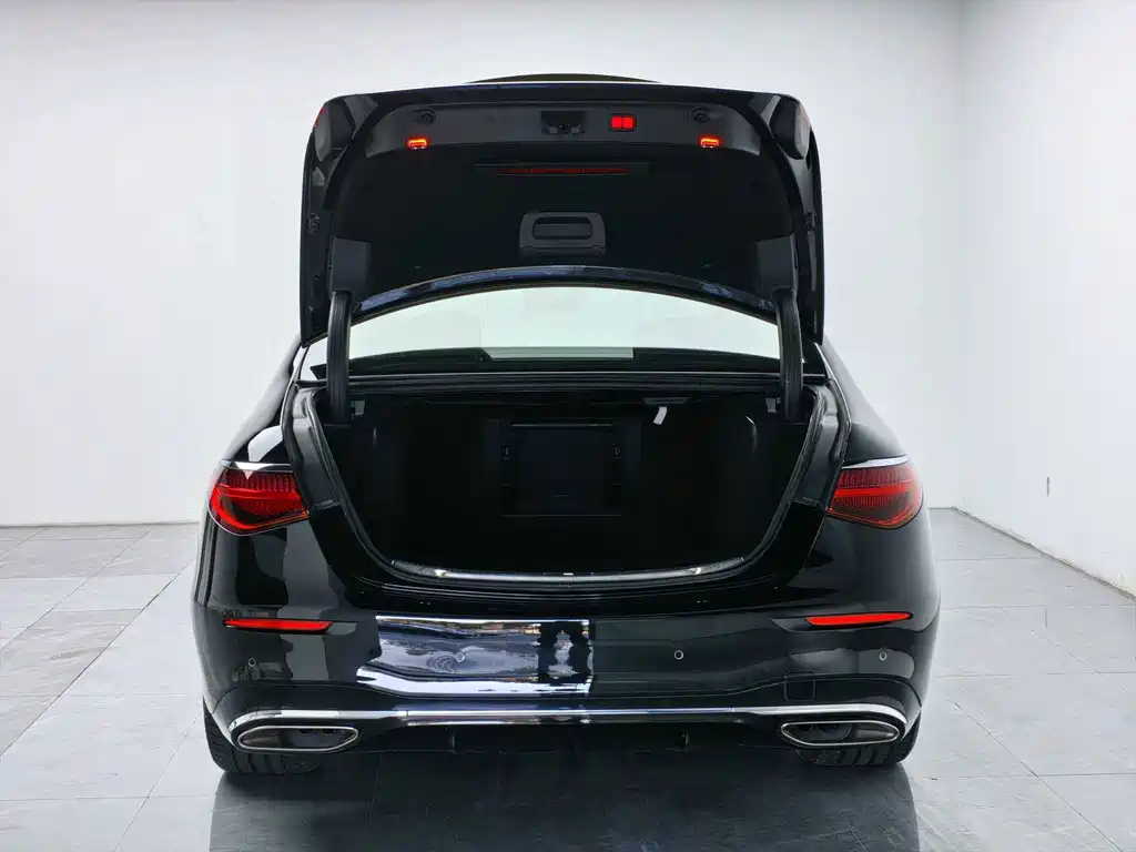 Mercedes-Benz S-Class — миниатюра 4