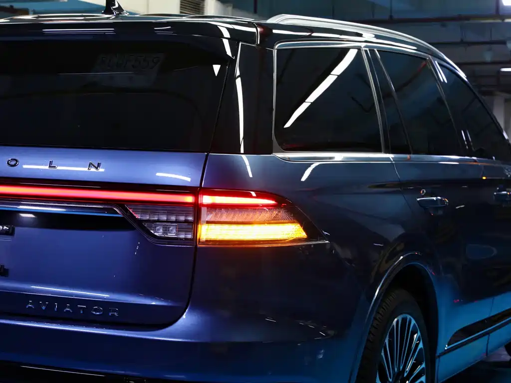 Lincoln Aviator 2020 3.0T V6