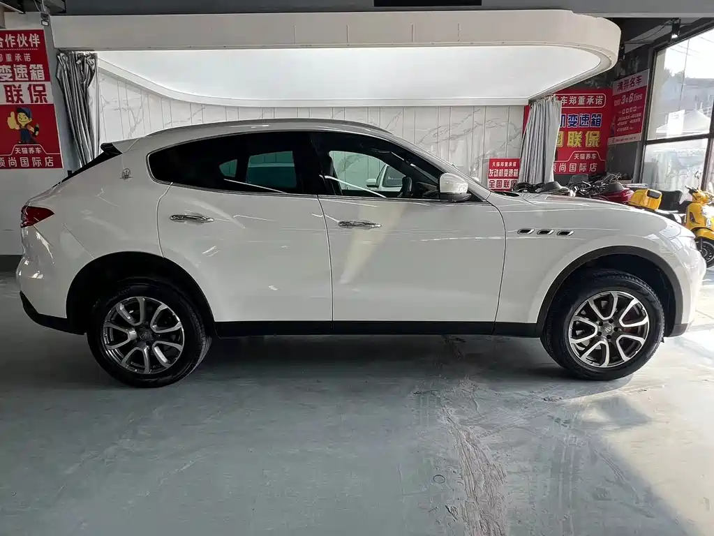 MASERATI LEVANTE