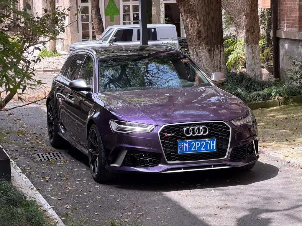 Audi RS 6 2018 RS 6 4.0T Avant Premium Sport