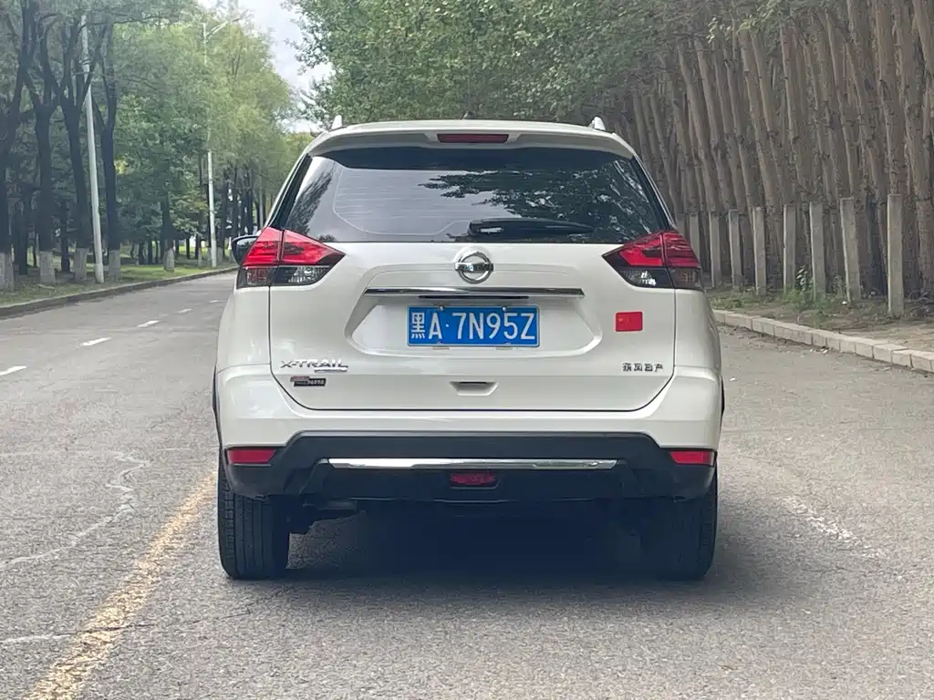 Nissan X-Trail — миниатюра 4