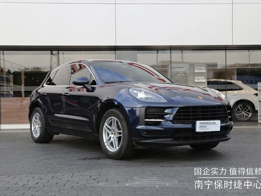 Porsche Macan — миниатюра 3