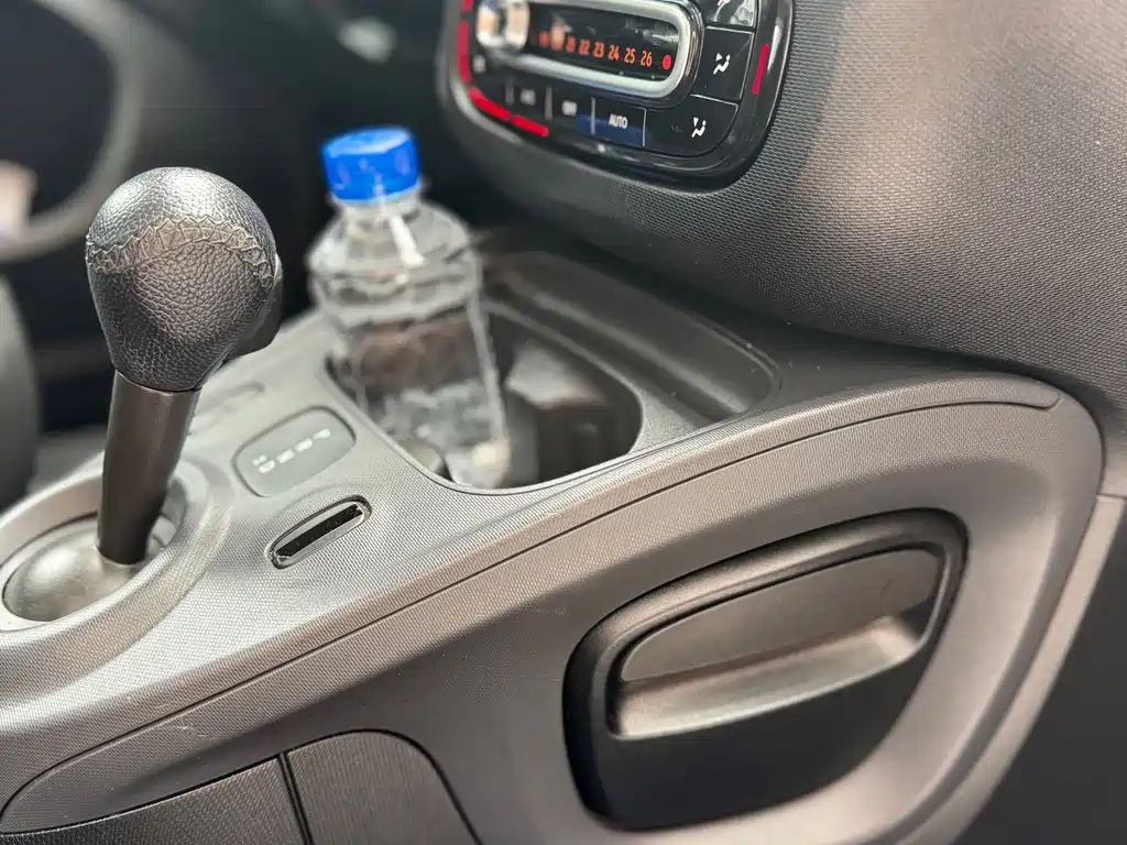 smart Smart Fortwo — миниатюра 15
