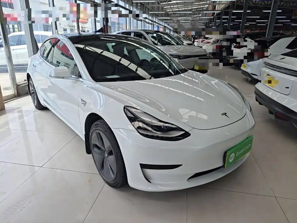 Tesla Model 3 — миниатюра 4