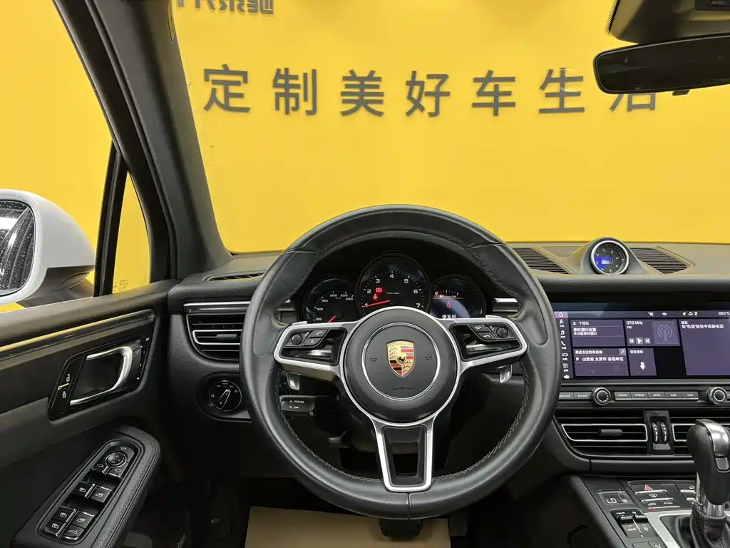 Porsche Macan — миниатюра 28