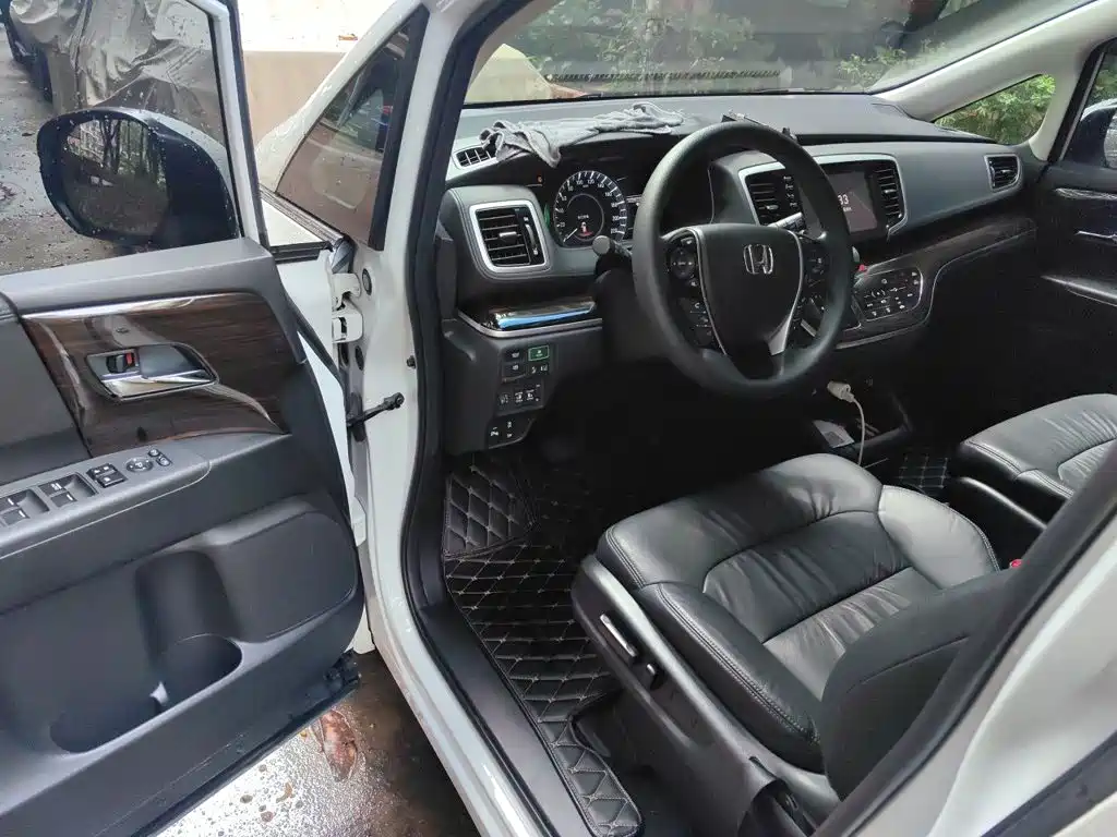Honda Odyssey — миниатюра 14