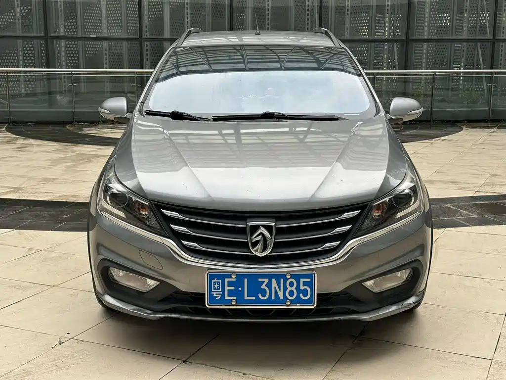 Baojun 310W — миниатюра 2