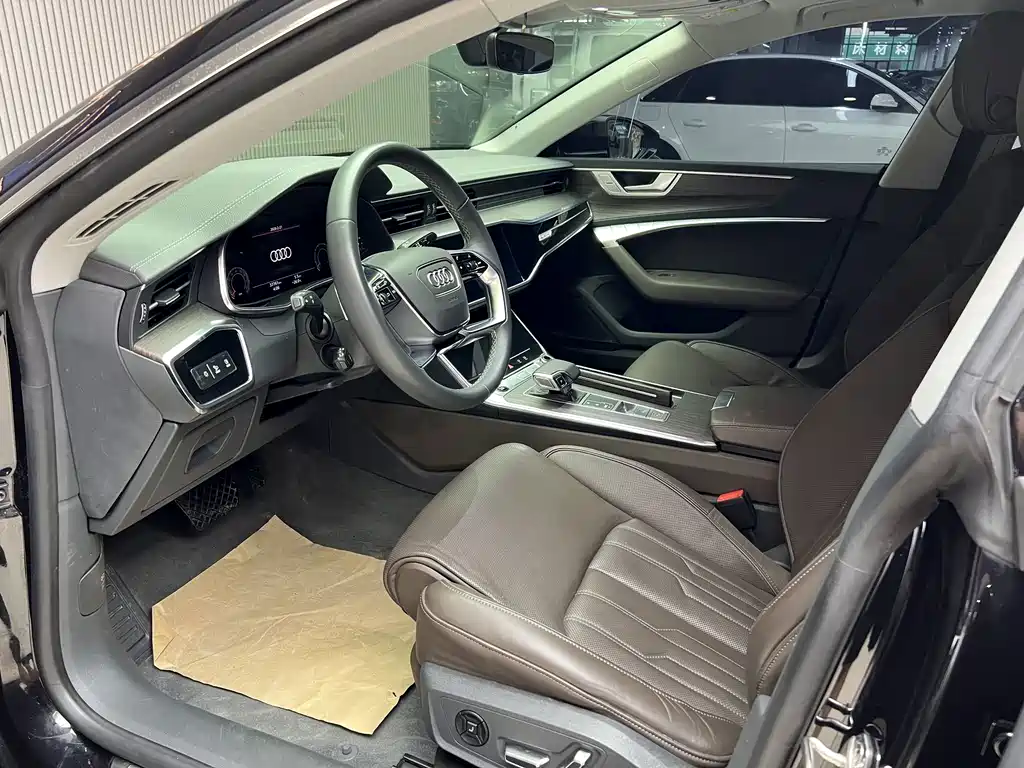 Audi A7L — миниатюра 22