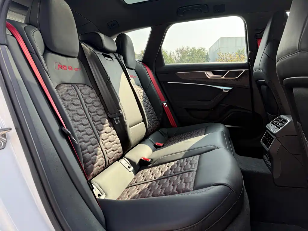 Audi RS 6 — миниатюра 13