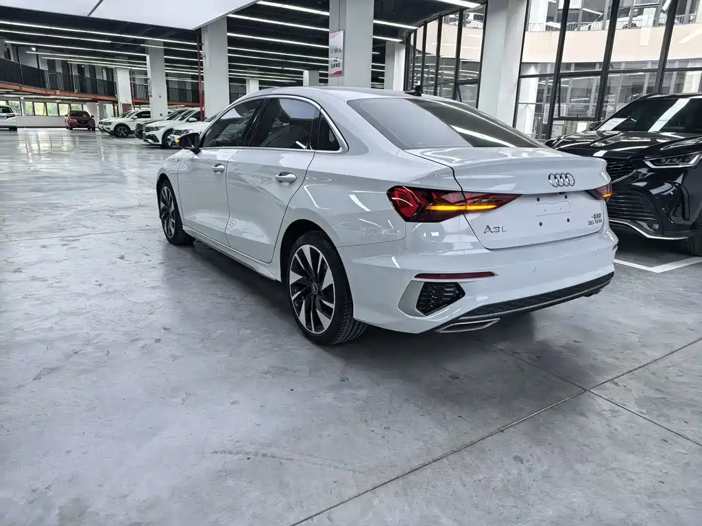 Audi A3 — миниатюра 13