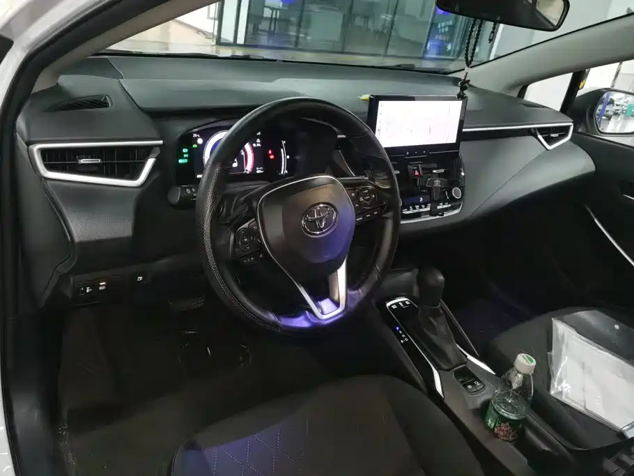 Toyota Corolla — миниатюра 12