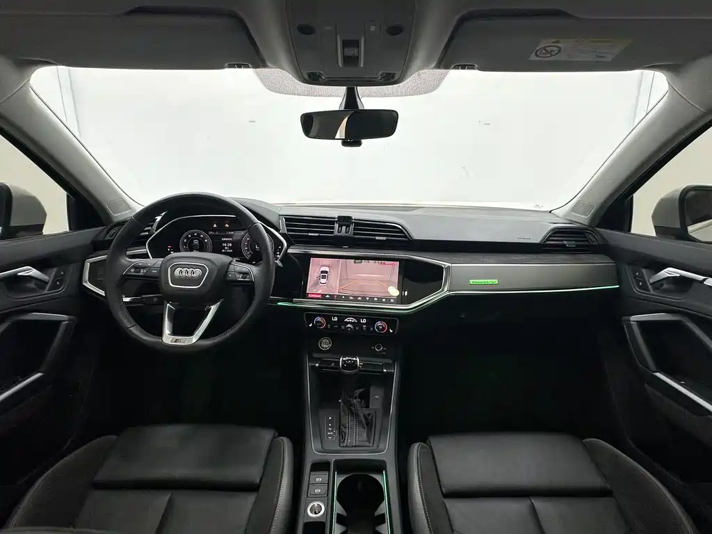 Audi Q3 Sportback — миниатюра 10