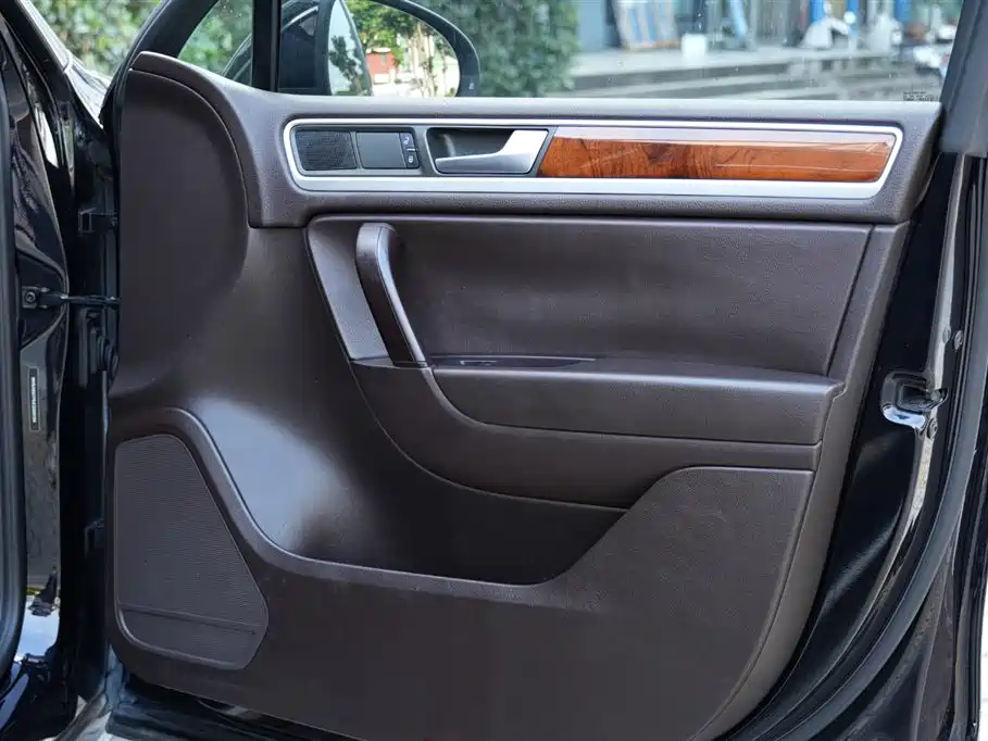 Volkswagen Touareg 3.0TSI Cutting-Edge Edition, фото 9