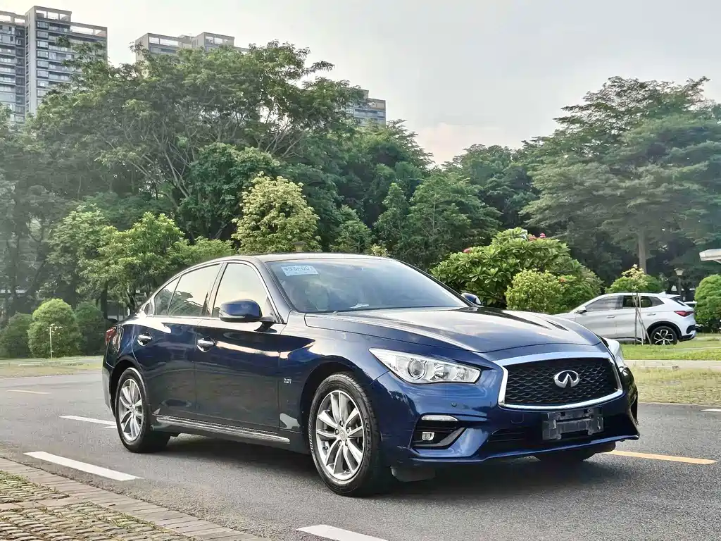 Infiniti Q50L — миниатюра 4