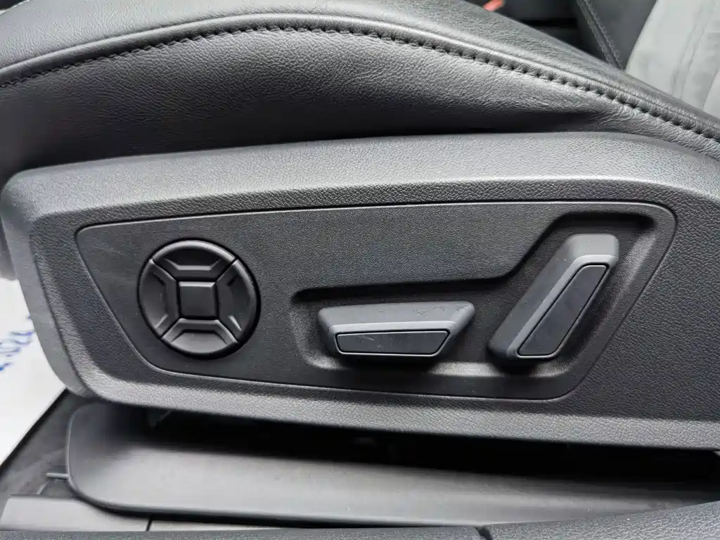 Audi A6L — миниатюра 13