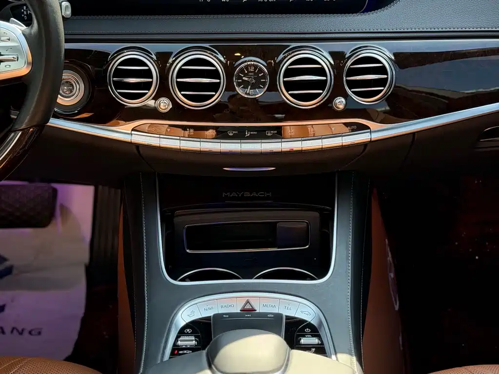 Mercedes-Benz S-Class — миниатюра 16
