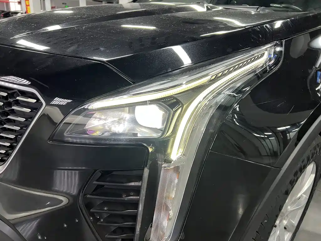 Cadillac XT4 — миниатюра 10